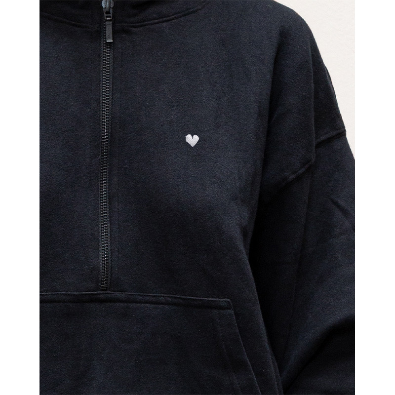 Felpa con cappuccio cuoricino